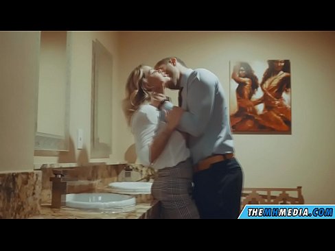 ❤️ Kiedy biuściasta blondynka uwodzi cię w publicznej toalecie Sex at pl.super-vip.top ❌